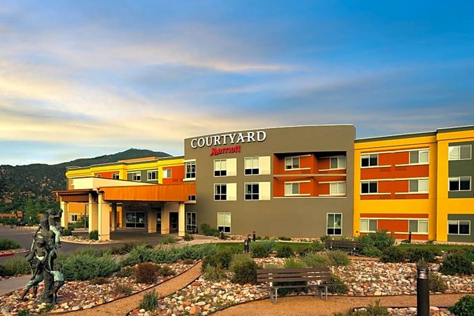 Courtyard by Marriott Glenwood Springs