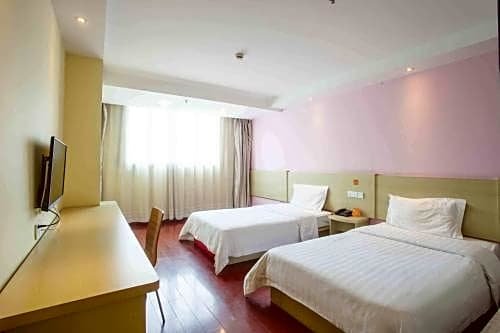 7Days Inn Xi'an Big Wild Goose Pagoda East Xiaozhao Road