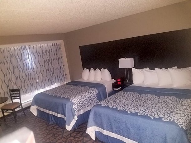 Days Inn by Wyndham Fort Collins