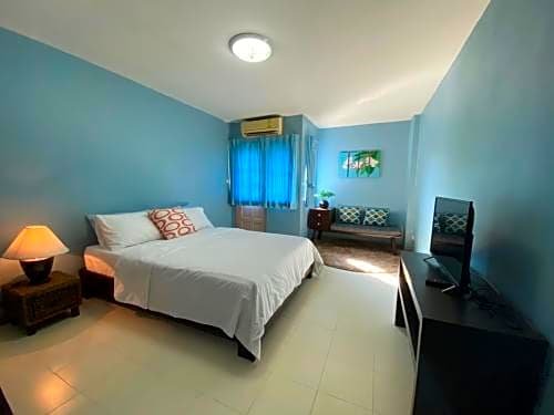 Arada Boutique Place