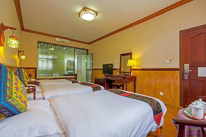 Lijiang He Mu Ju Inn Fairview Branch