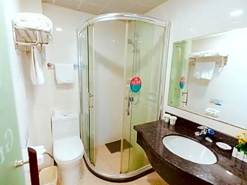 Greentree Inn Shanghai Caoan Road Textile Express Hotel