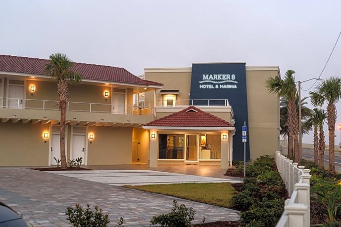 Marker 8 Hotel and Marina