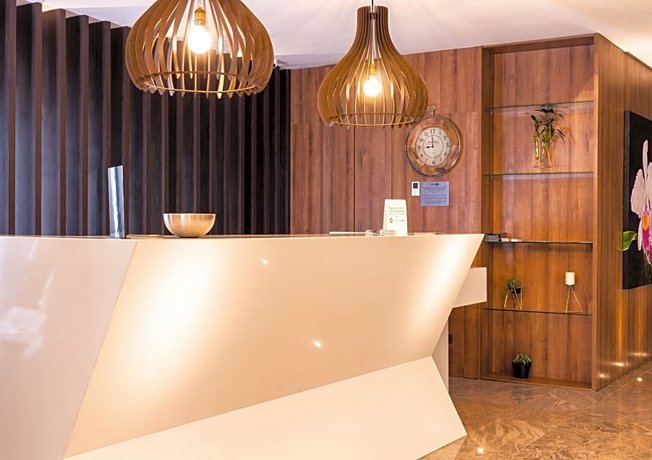 Hotel F25