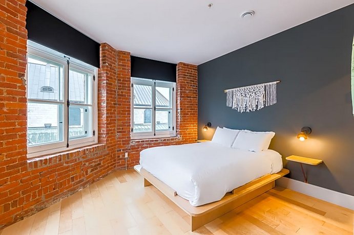Les Lofts du Tresor by Les Lofts Vieux Quebec