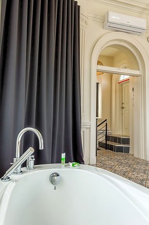 Les Lofts du Tresor by Les Lofts Vieux Quebec