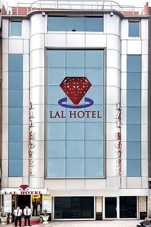Lal Hotel