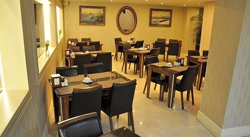 Cuento Hotel