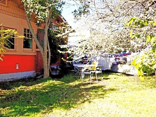 St Kilda East Lodge