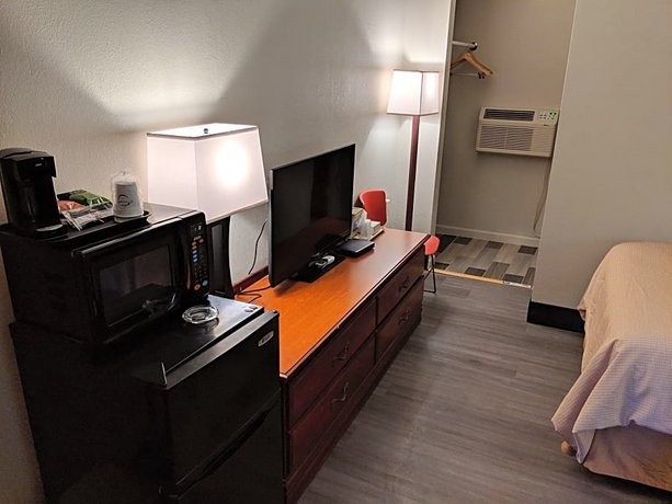 Americas Best Value Inn Bradford