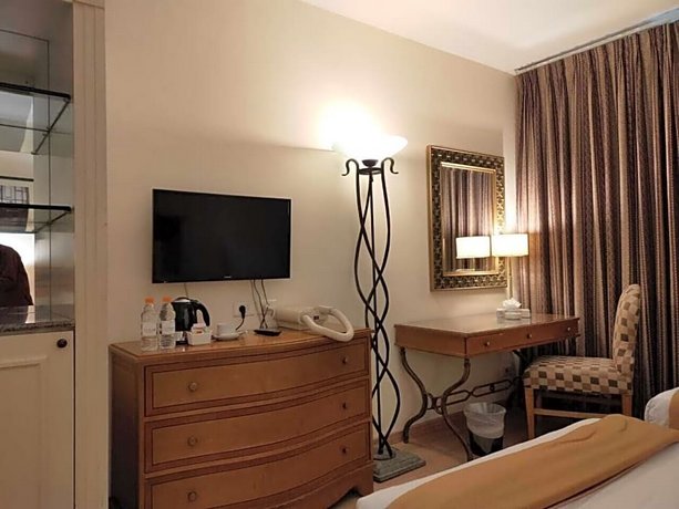 Liwan Hotel
