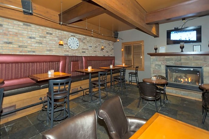 Lakeview Inn & Suites - Fort St John