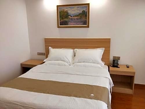 GreenTree Inn Jiangsu Suzhou Changshu Zhaoshangcheng Express Hotel