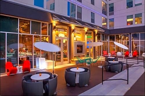 Aloft Knoxville West