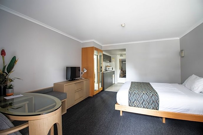 Capital Executive Apartment Hotel