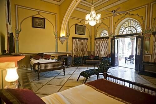 Hotel Narain Niwas Palace