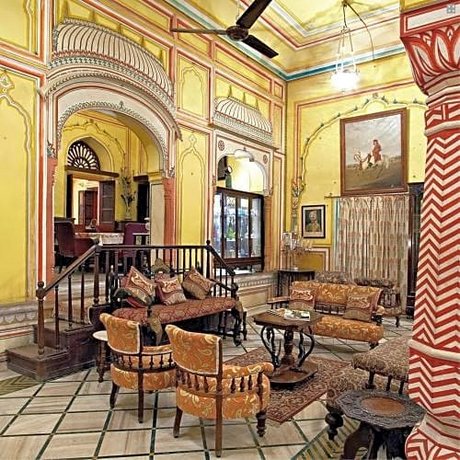 Hotel Narain Niwas Palace