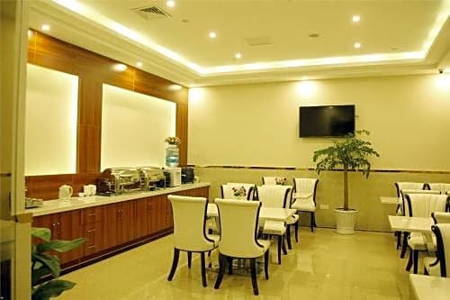 GreenTree Inn Zhejiang Hangzhou Tonglu Yaolin Road Xiahang Road Business Hotel