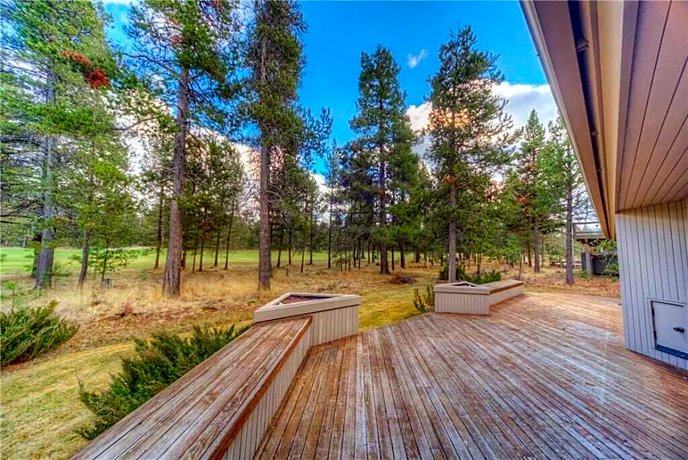 Red Cedar Lane 23