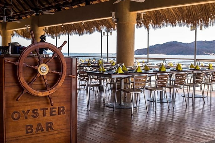 Azul Ixtapa All Inclusive Resort