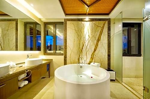 Yalong Bay Villas & Spa