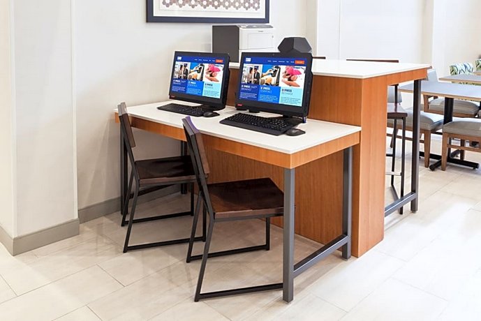 Holiday Inn Express Hotel & Suites Montgomery Boyd-Cooper Parkway