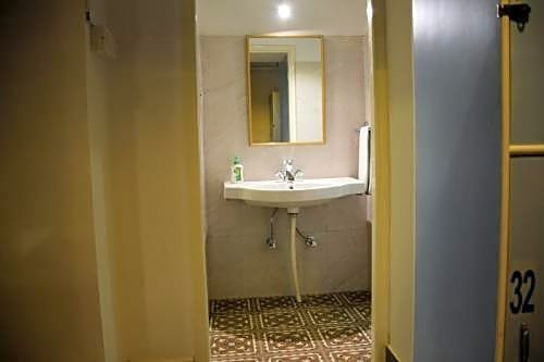Jaipur Jantar Hostel