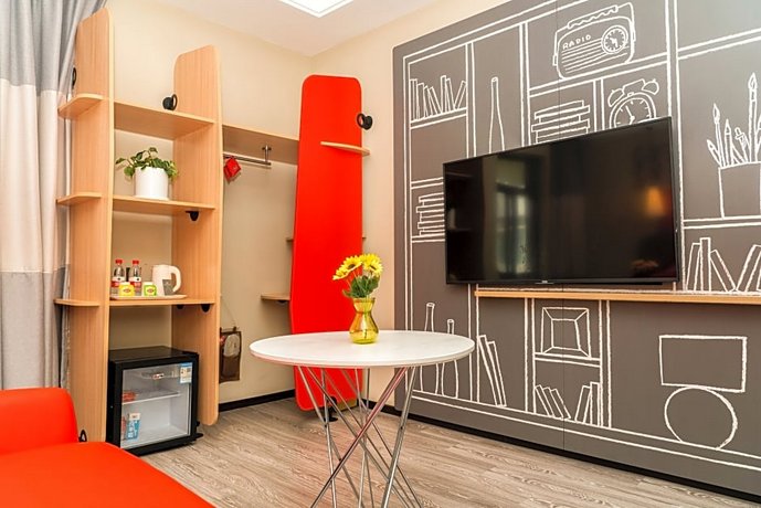 Ibis Hefei Pedestrian Street Hotel