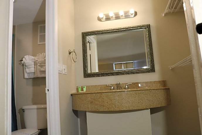 Magic Key Resort- Near Disney