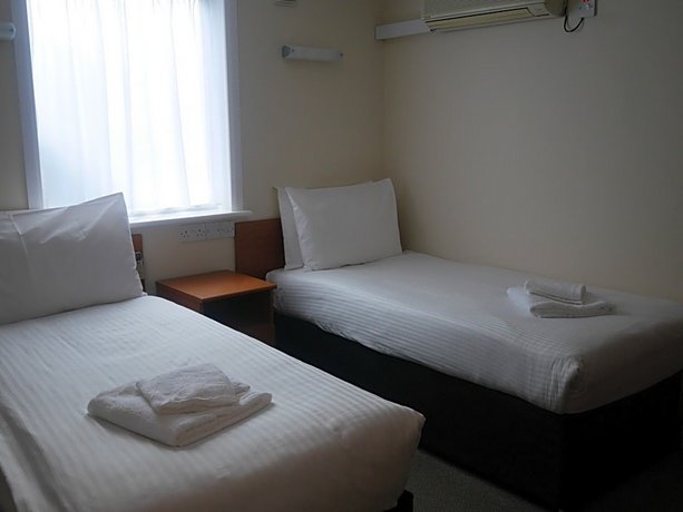 Sk Heathrow Hotel (ex. Shepiston Lodge Heathrow)