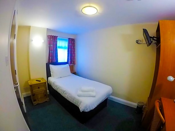 Sk Heathrow Hotel (ex. Shepiston Lodge Heathrow)