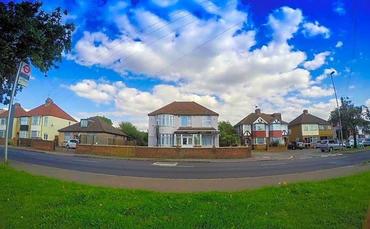 Sk Heathrow Hotel (ex. Shepiston Lodge Heathrow)