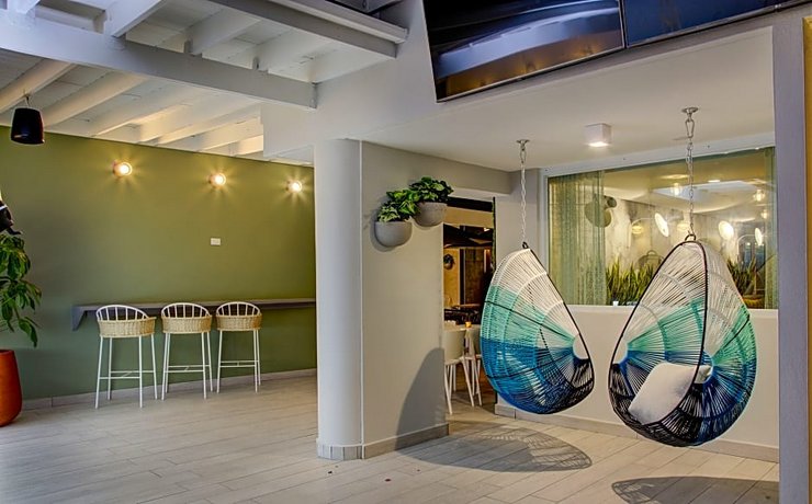 Tropica Beach Hotel