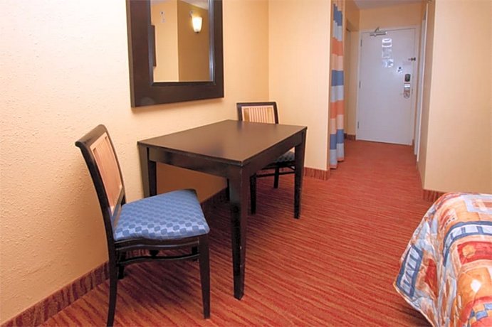 Landmark Resort by Elliott Beach Rentals