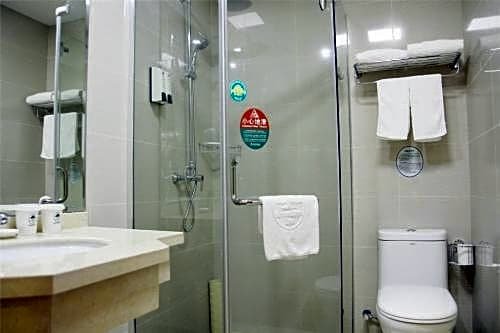 GreenTree Inn Shanghai Minhang District Beiqiao Subway Station Express Hotel