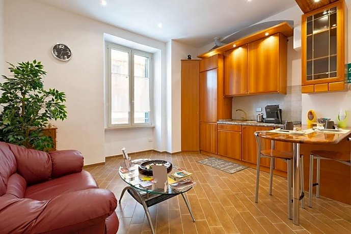 MICLAD Colosseum Guest House