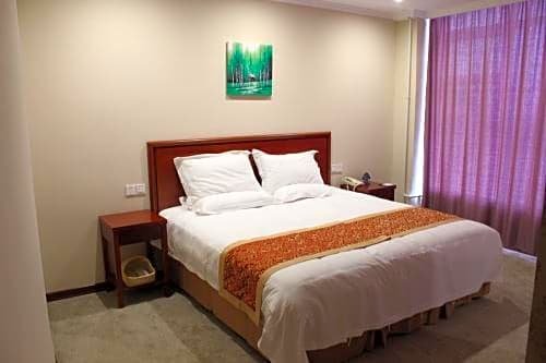 GreenTree Inn Shanghai Hongqiao International Airport Songhong Road Express Hotel