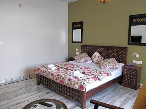 All Seasons Homestay