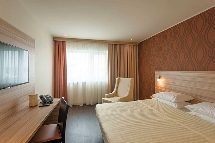 Star Inn Hotel Premium Wien Hauptbahnhof by Quality