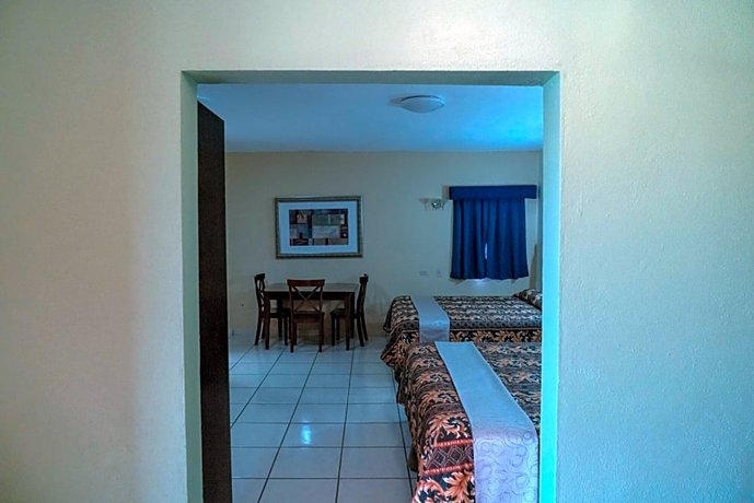 Cactus Inn Los Cabos
