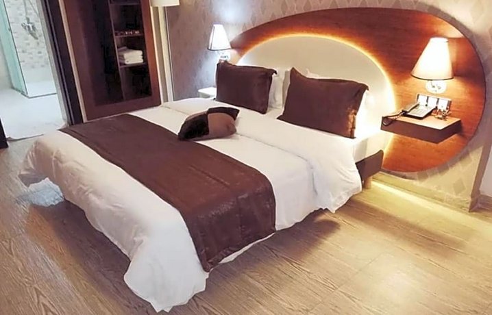 Hotel Rue D'or