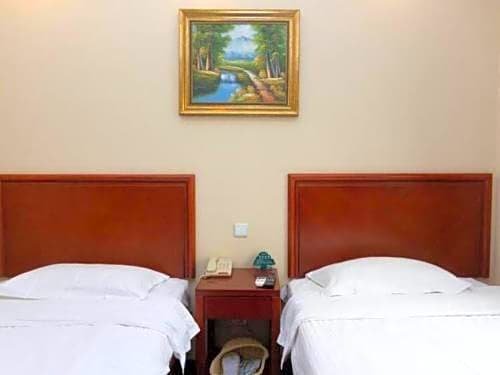 Greentree Inn Shanghai Jiangwan Town Express Hotel