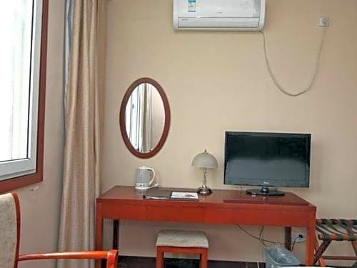Greentree Inn Shanghai Jiangwan Town Express Hotel