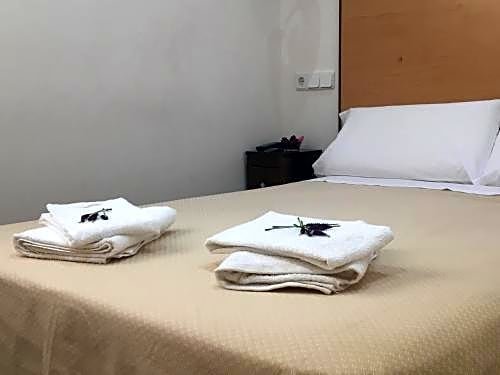 Hostal R Lido