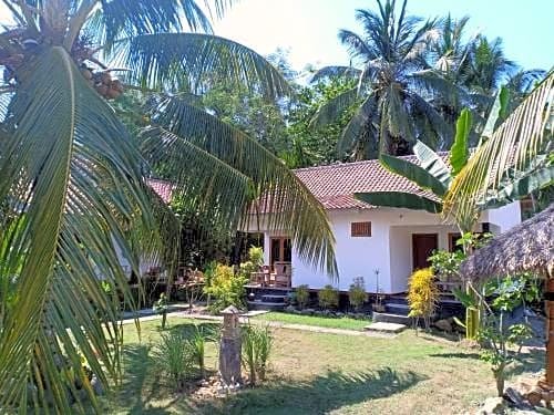Dewi Garden Guesthouse