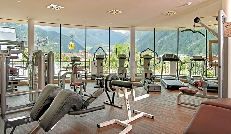 Sport & Spa Hotel Strass