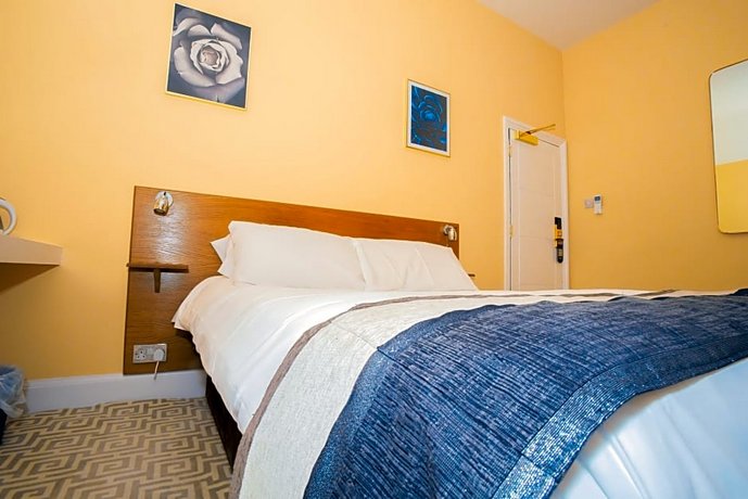 The Hadley Hotel London