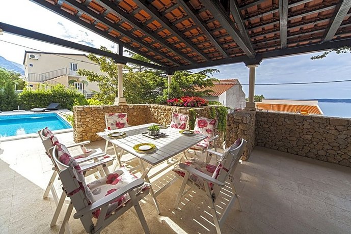 Villa Skalinada