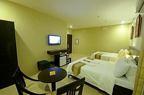 Holiday Suites Puerto Princesa City
