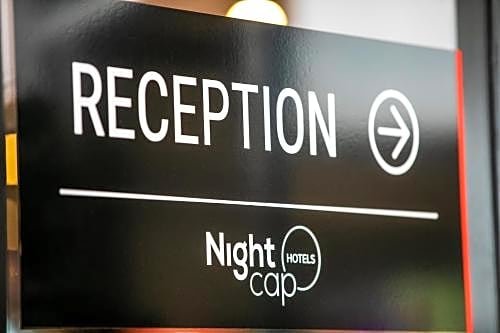 Nightcap at Hendon Hotel